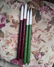 Carregar imagem no visualizador da galeria, Par de Velas bastão 'Rainhas Pintadas"
