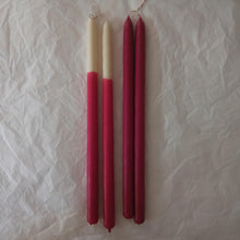 Carregar imagem no visualizador da galeria, Par de Velas bastão 'Rainhas Pintadas"