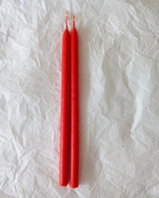 Carregar imagem no visualizador da galeria, Par de Velas bastão As Rainhas